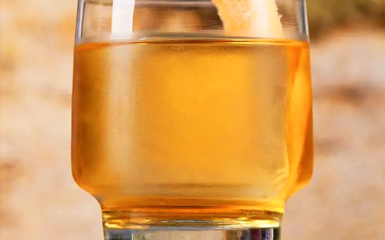 Mezcal- und Tequila-Cocktail “Spaghetti Western”